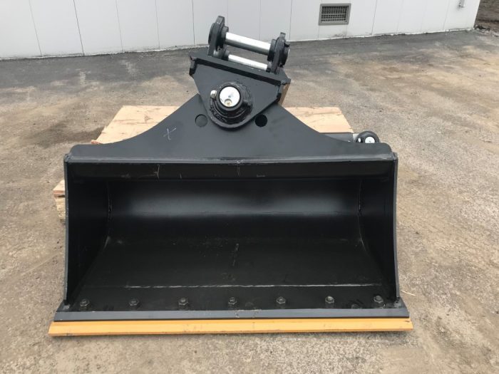 42" Hydraulic Tilt Ditch Cleaning Bucket for 35CL Excavator